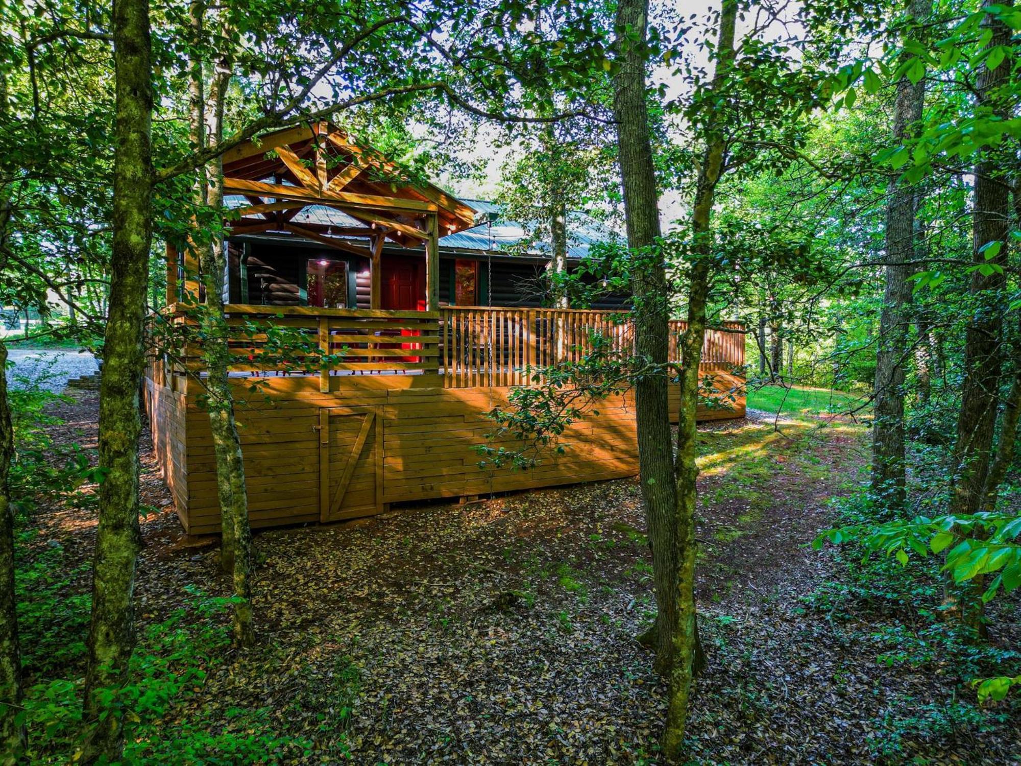 The Big Little Cabin - Hot Tub & Playground Dahlonega Exterior photo