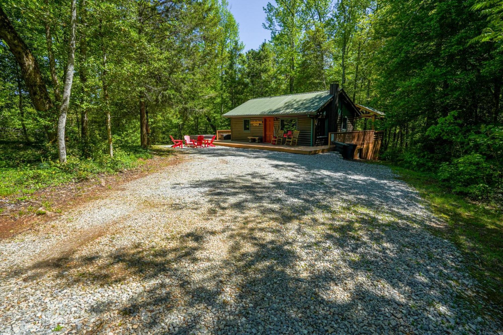 The Big Little Cabin - Hot Tub & Playground Dahlonega Exterior photo